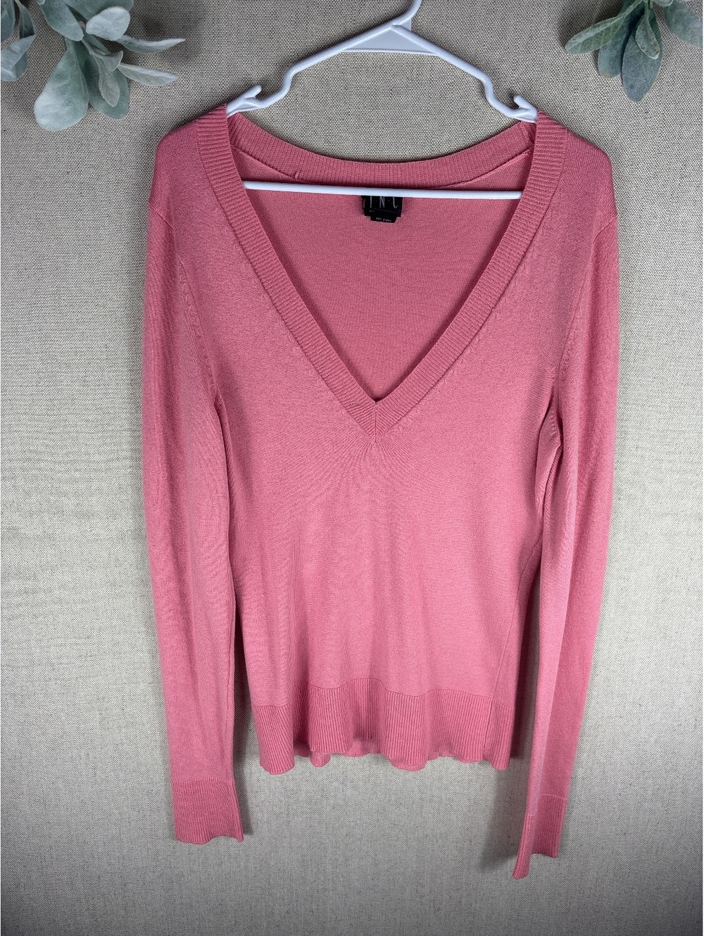 INC > Silk Pink V Neck Y2K Sweater Small